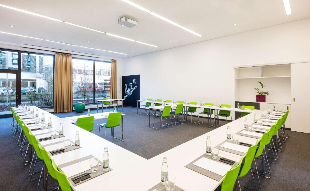 Lindner Hotel Frankfurt Sportpark, Part Of Jdv By Hyatt Frankfurt nad Mohanem Exteriér fotografie